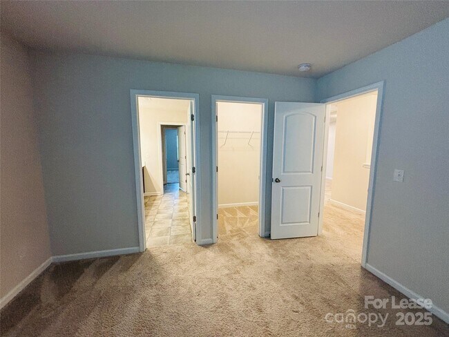 Building Photo - 3147 Cheyney Park Dr