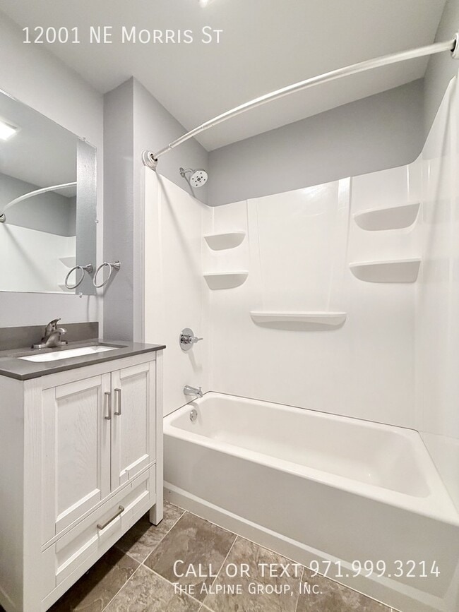 Building Photo - 12001 NE Morris St