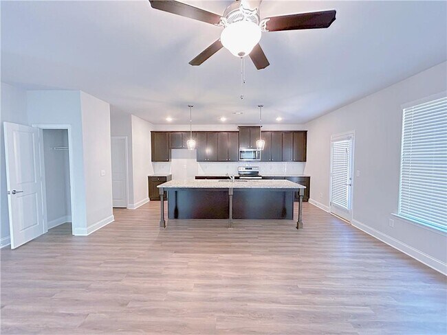 Building Photo - 2614 Mls Cmn Dr