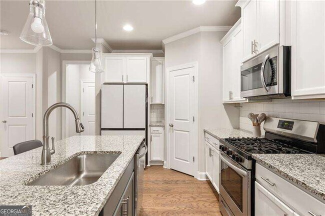 Building Photo - 1603 Glenivy