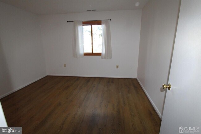 Building Photo - 5310 Ravens Crest Dr