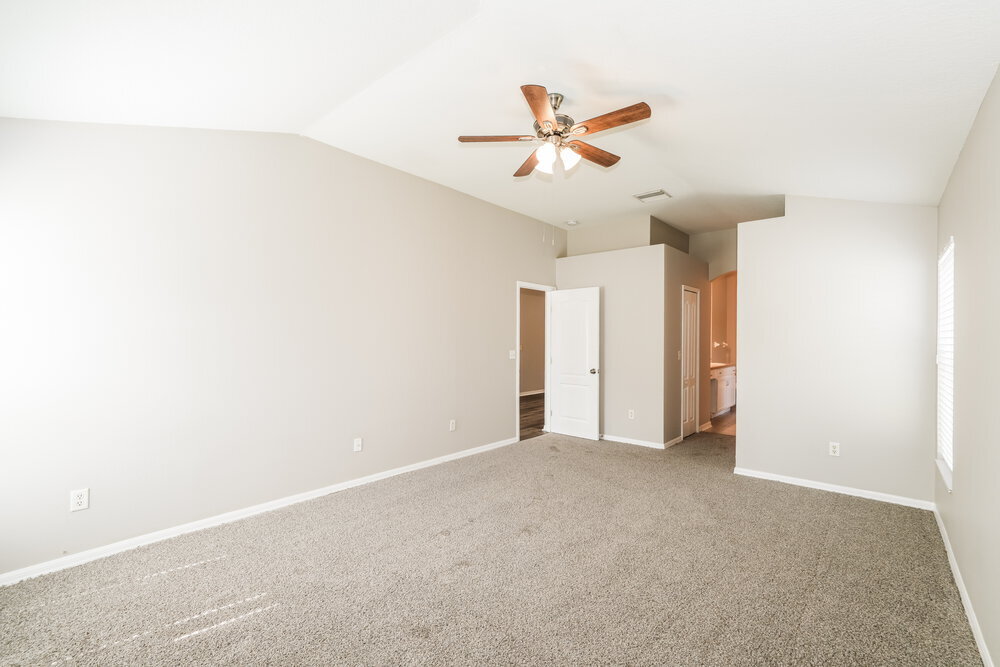 Building Photo - 4204 Knob Lake Ct