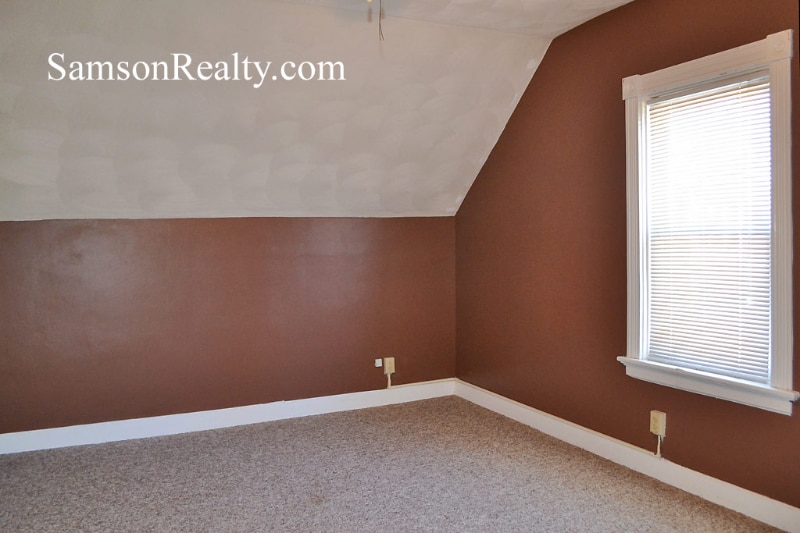 Building Photo - 180 S Clarendon St