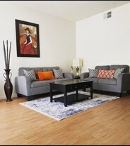 Building Photo - 342 Shadow Run Dr