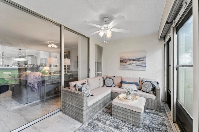 Building Photo - 6650 S Oriole Blvd