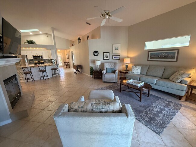 Building Photo - Beautiful 3 bedroom, 2 Bathroom home in the Turnbull Bay Golf Course Community