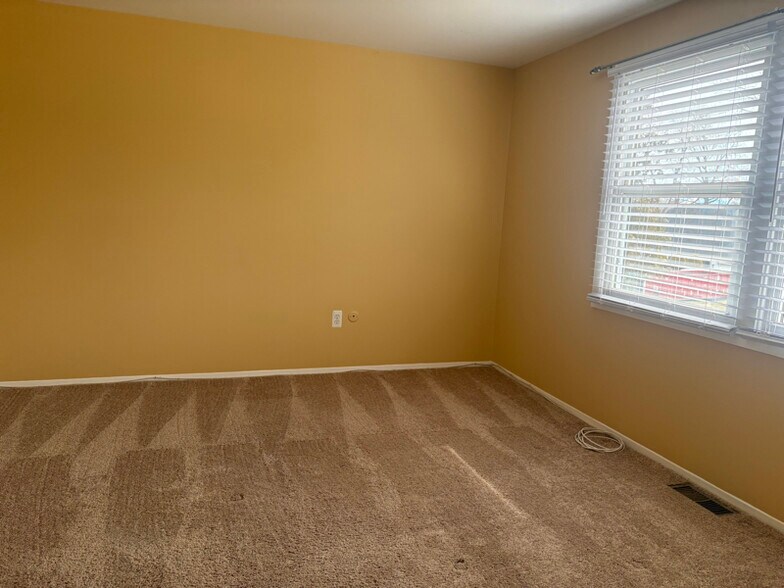 Building Photo - 12508 Canfield Ln