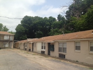 Building Photo - Cypress Court