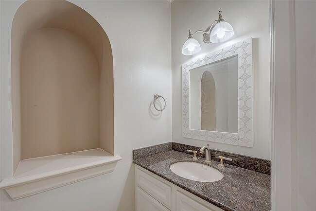 Building Photo - 16002 Castletown Park Ct