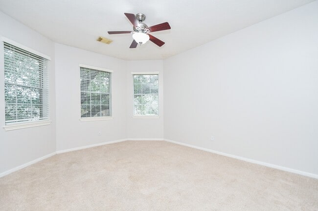 Building Photo - 7010 Adobe Oaks Ct