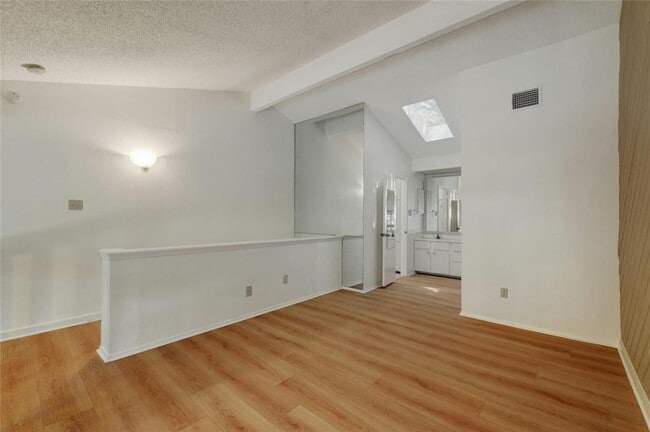 Building Photo - 7122 Wood Hollow Dr