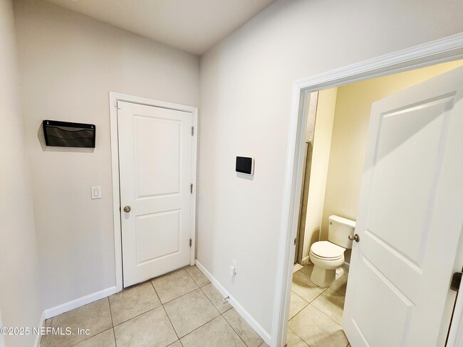 Building Photo - 11303 Streamsong Dr