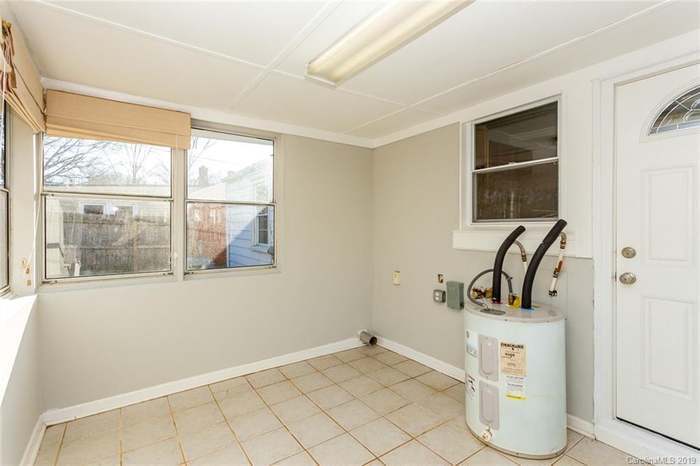 Building Photo - 1429 Winston Dr