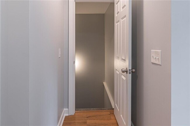 Building Photo - 27 S Riversong Ln