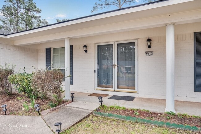 Building Photo - 9413 Garfield Dr