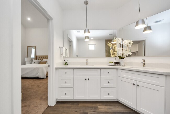 Building Photo - 7502 B Carver Rd