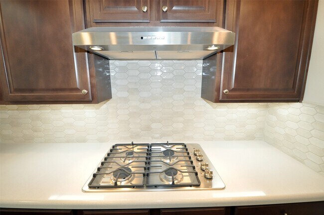 Building Photo - 3404 Bahia Rd