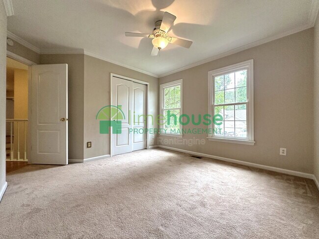 Building Photo - 2849 Crossings Dr