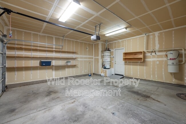 Building Photo - 2713 Robinson Creek Ln