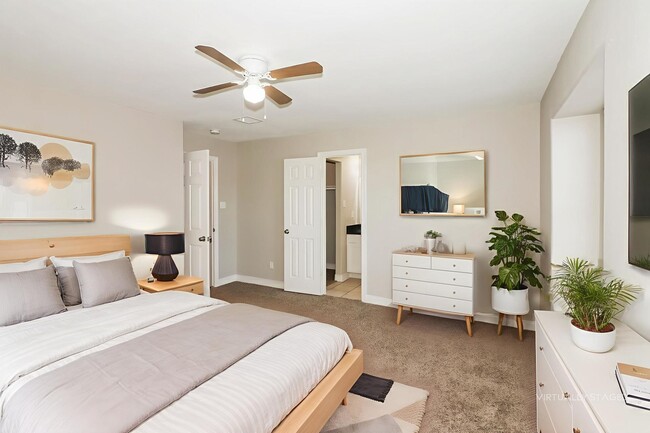 Building Photo - 214 N Native Ln