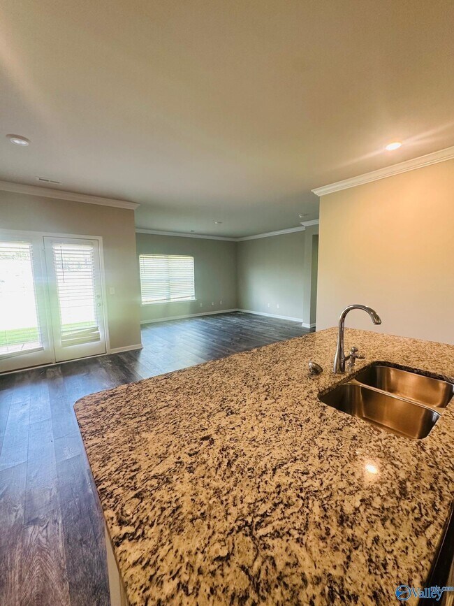 Building Photo - 14843 Norfleet Dr