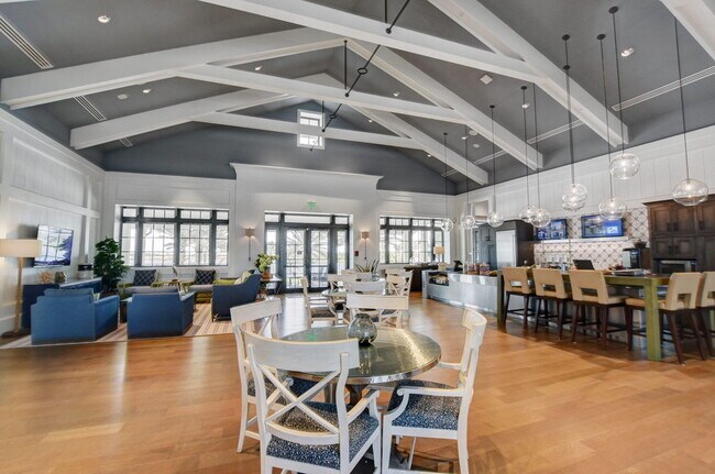 Building Photo - 19113 Croft Mill Xing