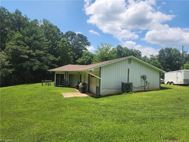 Building Photo - 59 Pear Tree Ln
