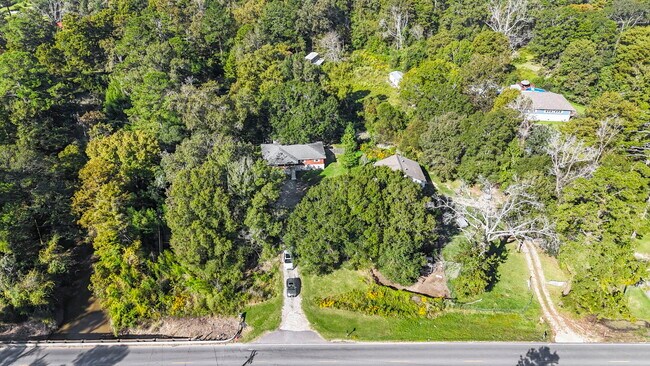 Building Photo - 23705 Walker South Rd