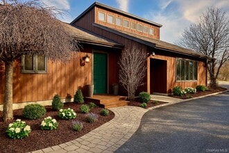 Building Photo - 565 Prosperous Valley Rd