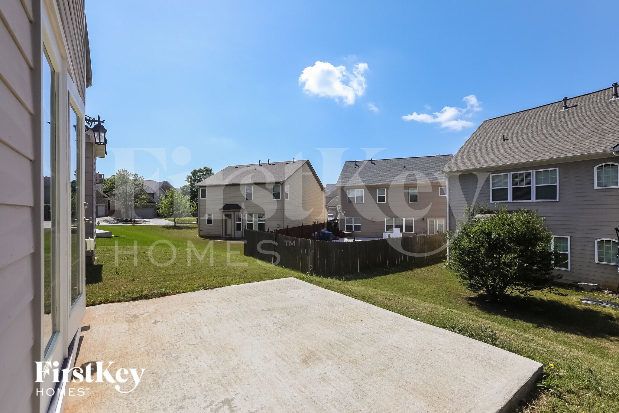 Building Photo - 1490 Scenic View Trace