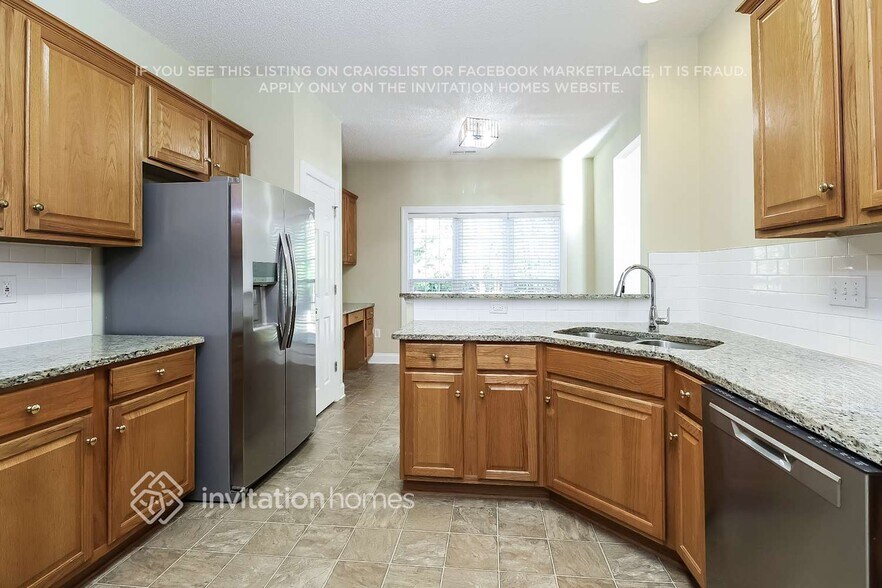 Building Photo - 1201 Chandlers Field Dr