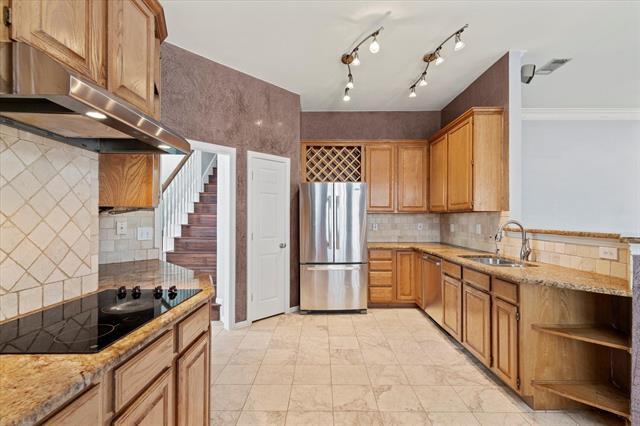 Building Photo - 892 Brentwood Dr