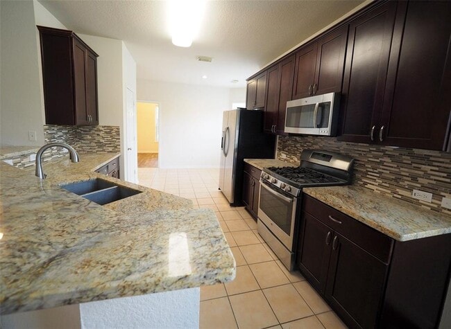 Building Photo - 6139 Galloway Ln