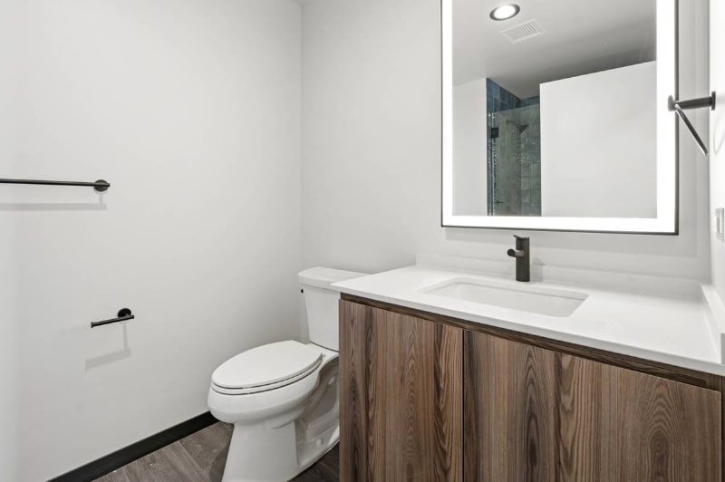 Building Photo - 172 N Ashland Ave