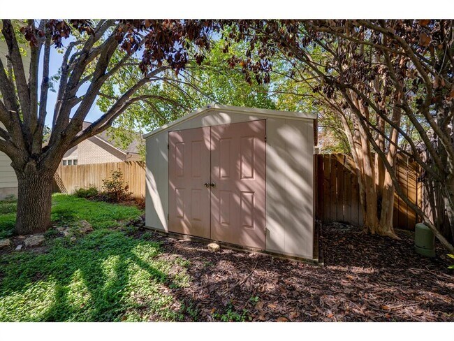 Building Photo - 6710 Breezy Pass
