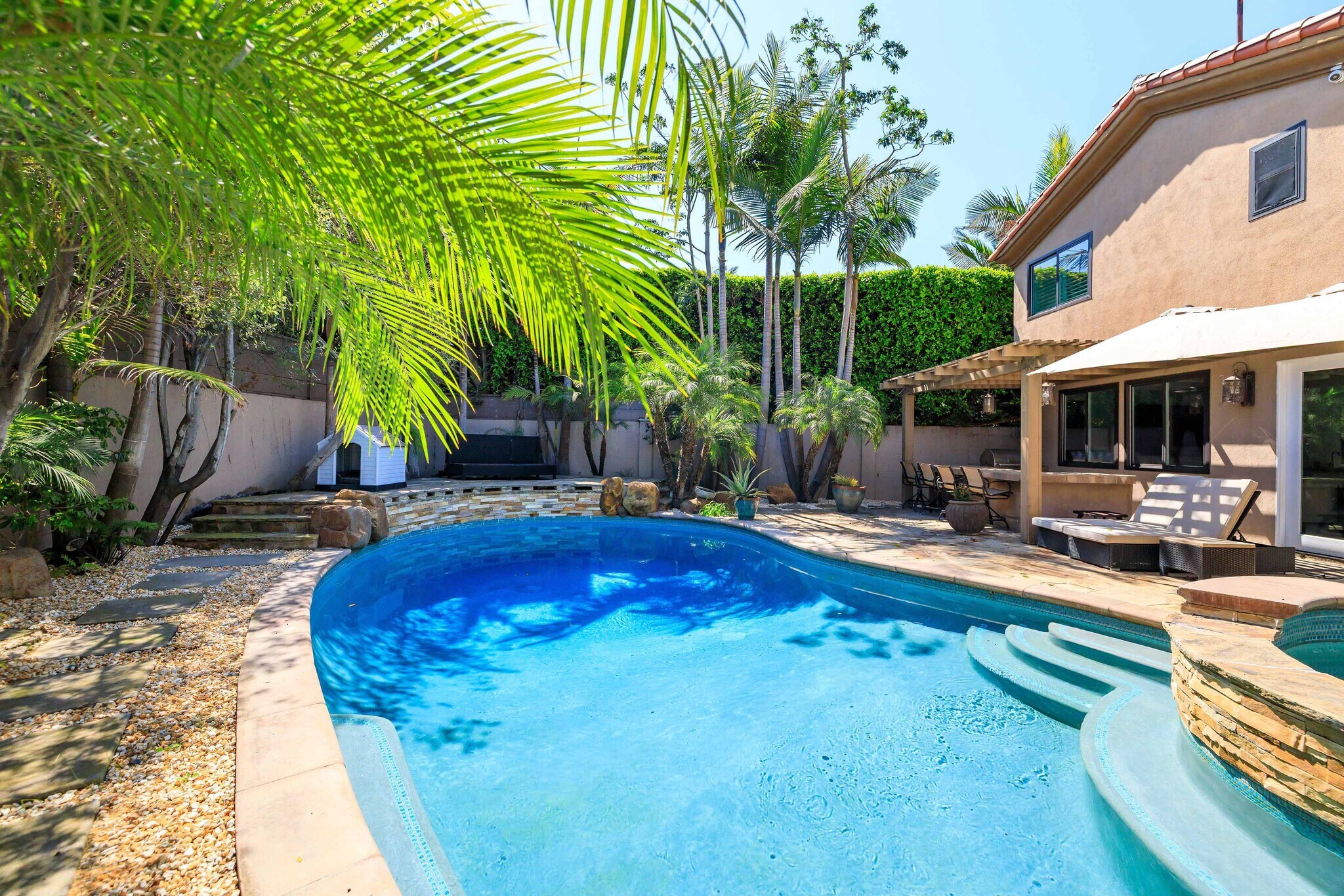 Building Photo - 1554 Mathews Ave