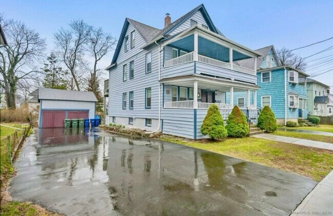 Building Photo - 115 Harborview Ave