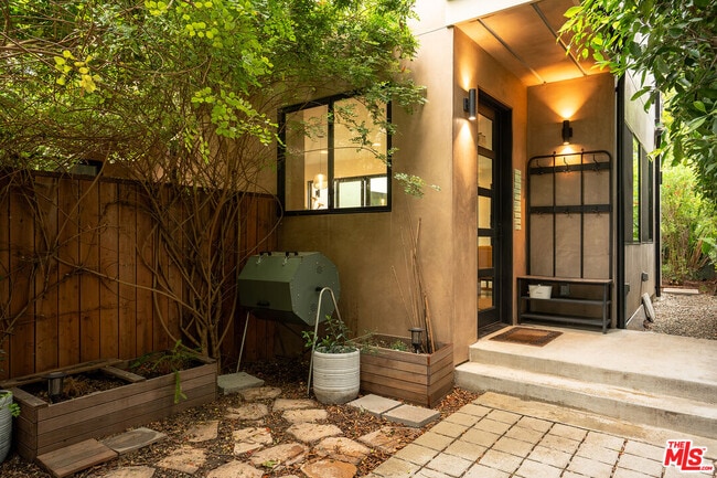 Building Photo - 4118 Higuera St