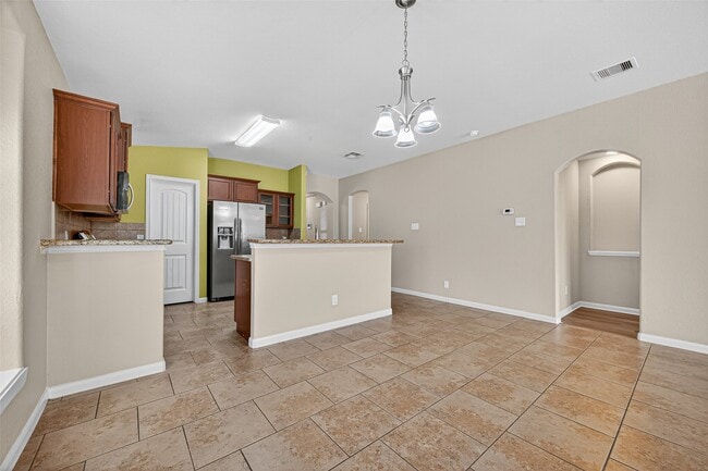 Building Photo - 5530 Casa Calvet Dr