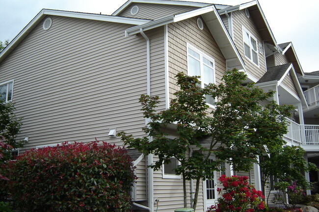 Building Photo - 5400 Harbour Pointe Blvd