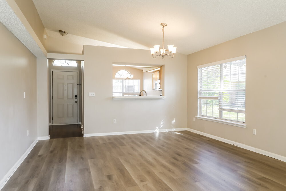 Building Photo - 7410 Carriage Side Ct