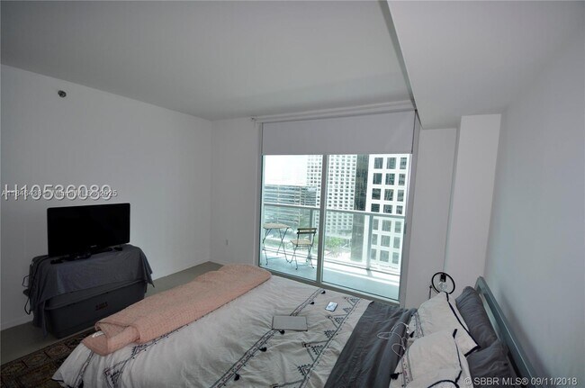 Building Photo - 500 Brickell Ave