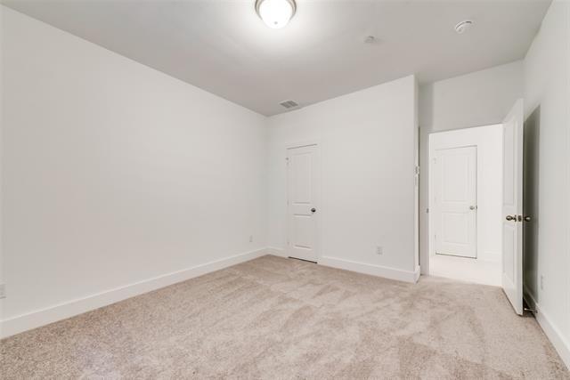 Building Photo - 104 Harwood Dr