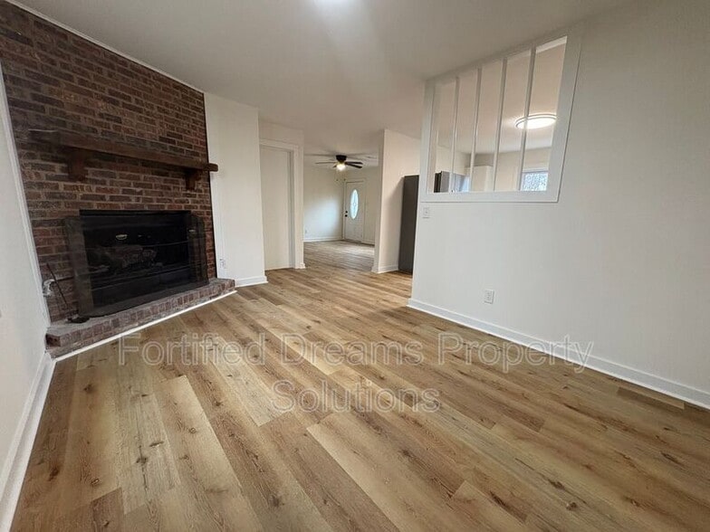 Building Photo - 431 Peeden Dr