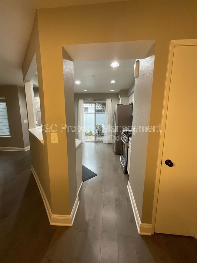 Building Photo - 6221 Barb Werner Ln