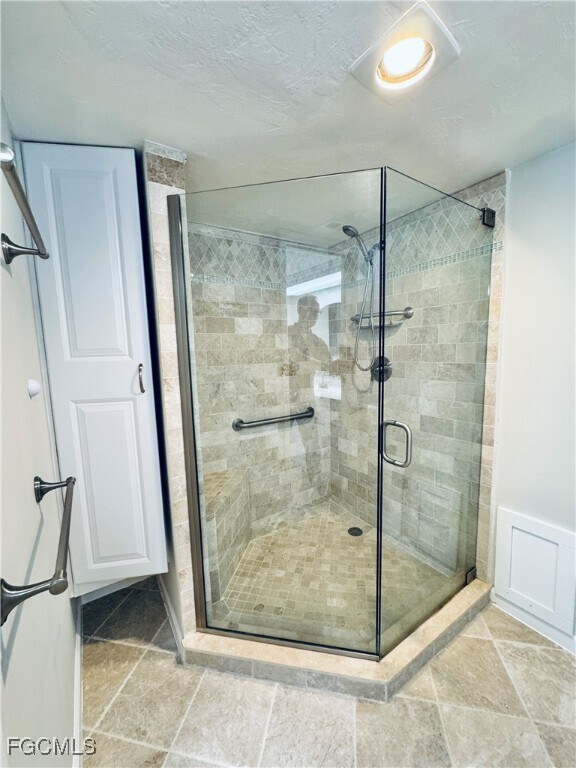 Building Photo - 2711 First St