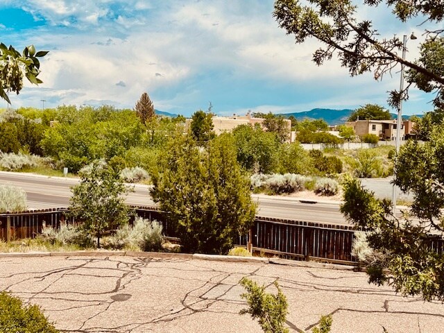 Building Photo - 2600 W Zia Rd