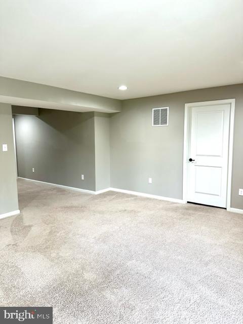 Building Photo - 210 Parker Dr