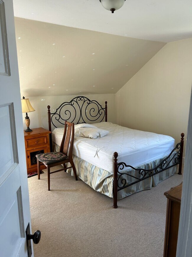 Building Photo - Charming 4-Bedroom Home Near Cal Poly Humb...