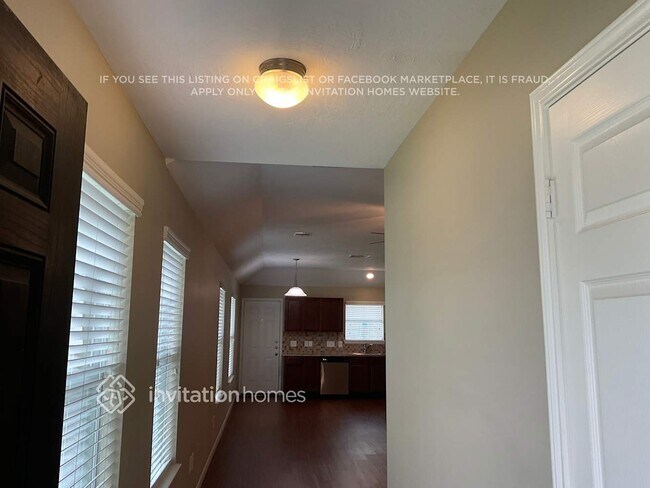 Building Photo - 16407 Eton Brook Ln